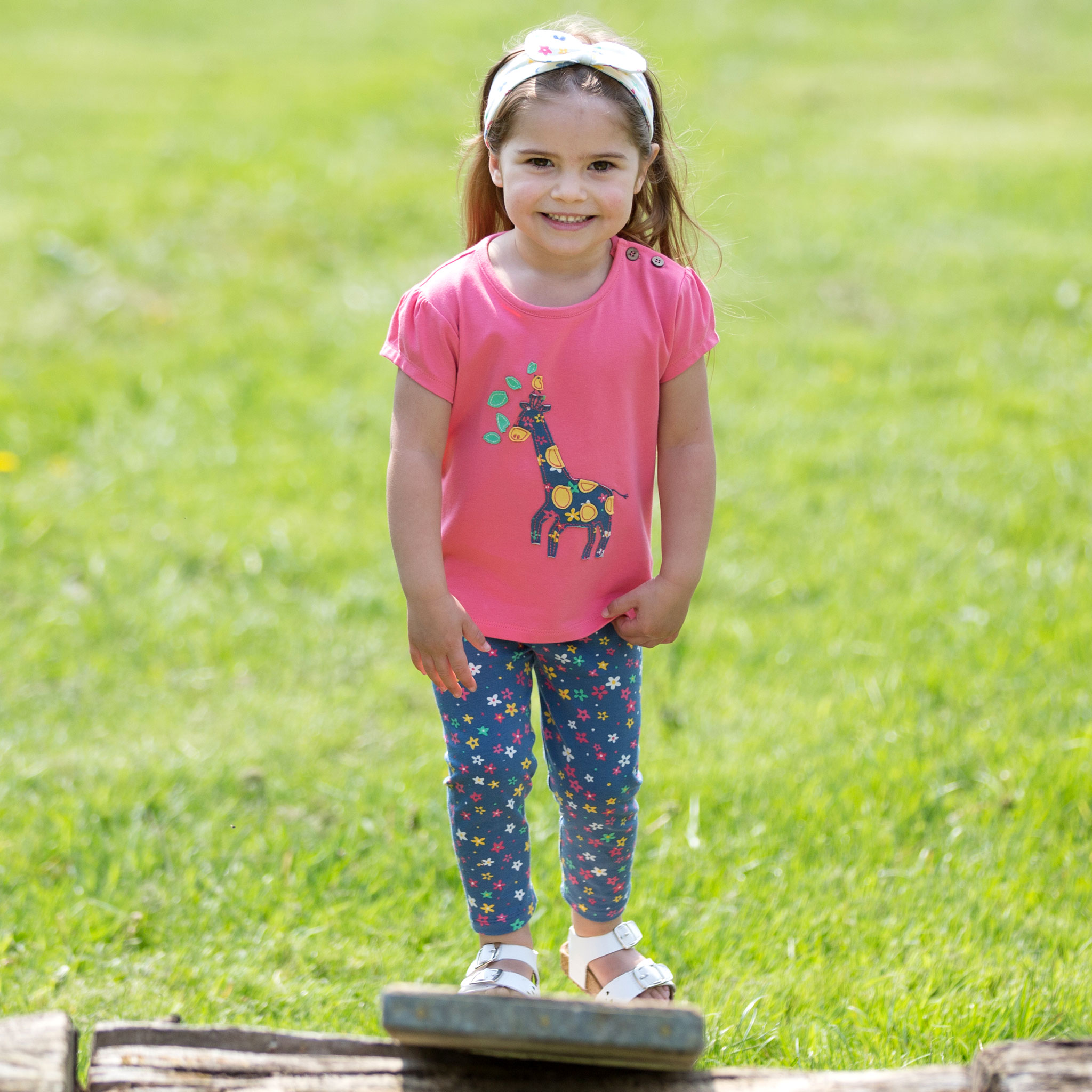 Giraffe T-Shirt and leggings set